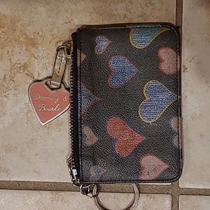 Dooney and Bourke change pouch